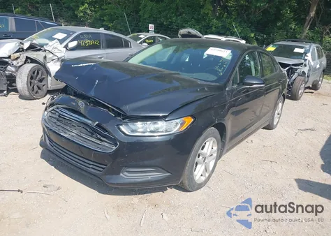 2015 Ford Fusion Se z USA, uszkodzony, nr VIN 1FA6P0HD8F5103052